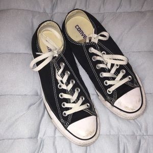 Black converse size 8